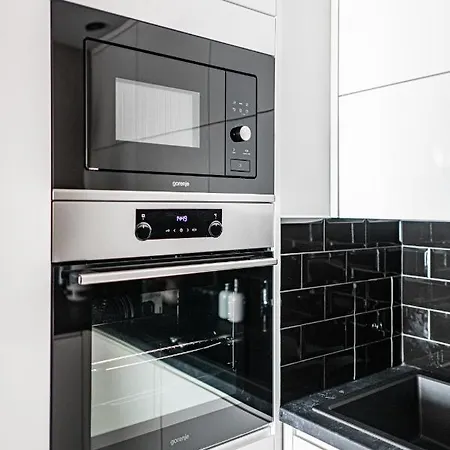 公寓 24h With Free Garage And Ac Jagielly 5